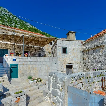 Hillside Paradise Next To Dubrovnik *