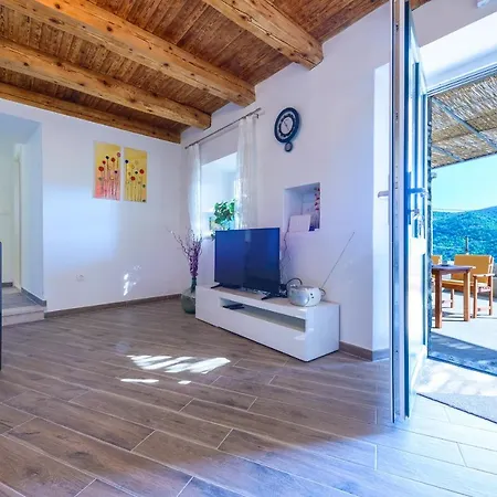 Hillside Paradise Next To Dubrovnik *