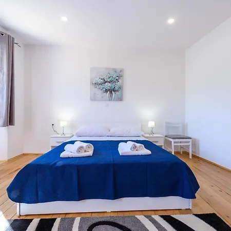 Hillside Paradise Next To Dubrovnik *